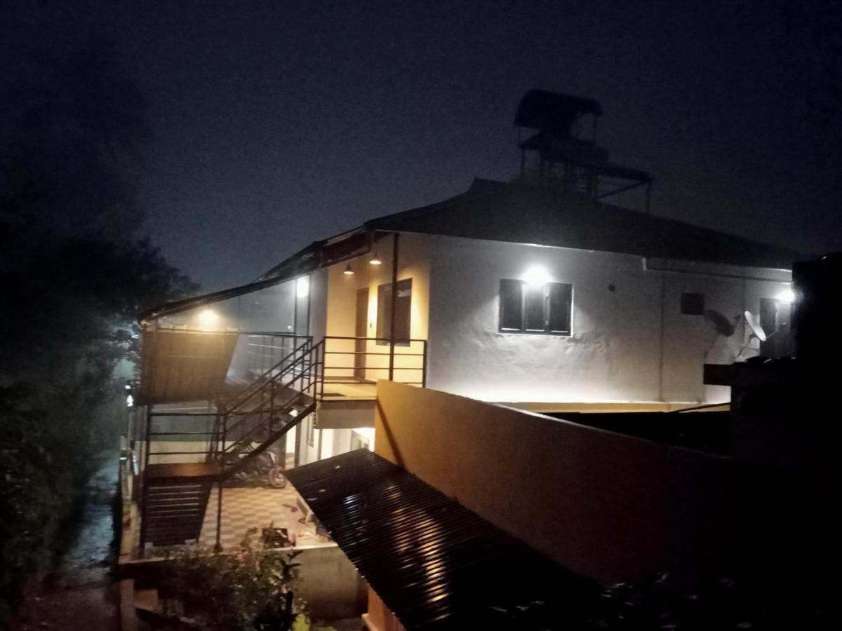 La Casa De Alexa Homestay Idukki Exterior foto
